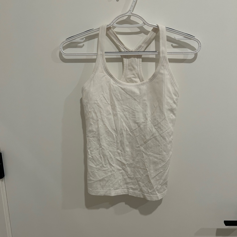 lululemon ebb to street scoop neck tank in size 6 white